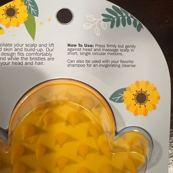 NWT 2 in 1 Bumblebee Shampoo Brush and Scalp Head Massager - Picture 5 of 6